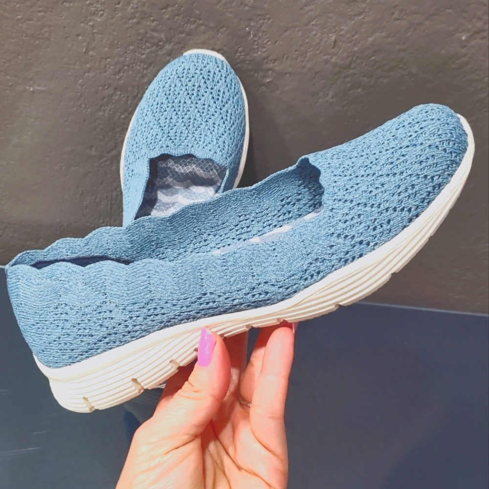 Skechers memory foam Women's Blue  Slip-On Shoes